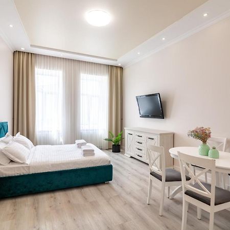 Avangard Saint Teodora III Apart Liov Exterior foto