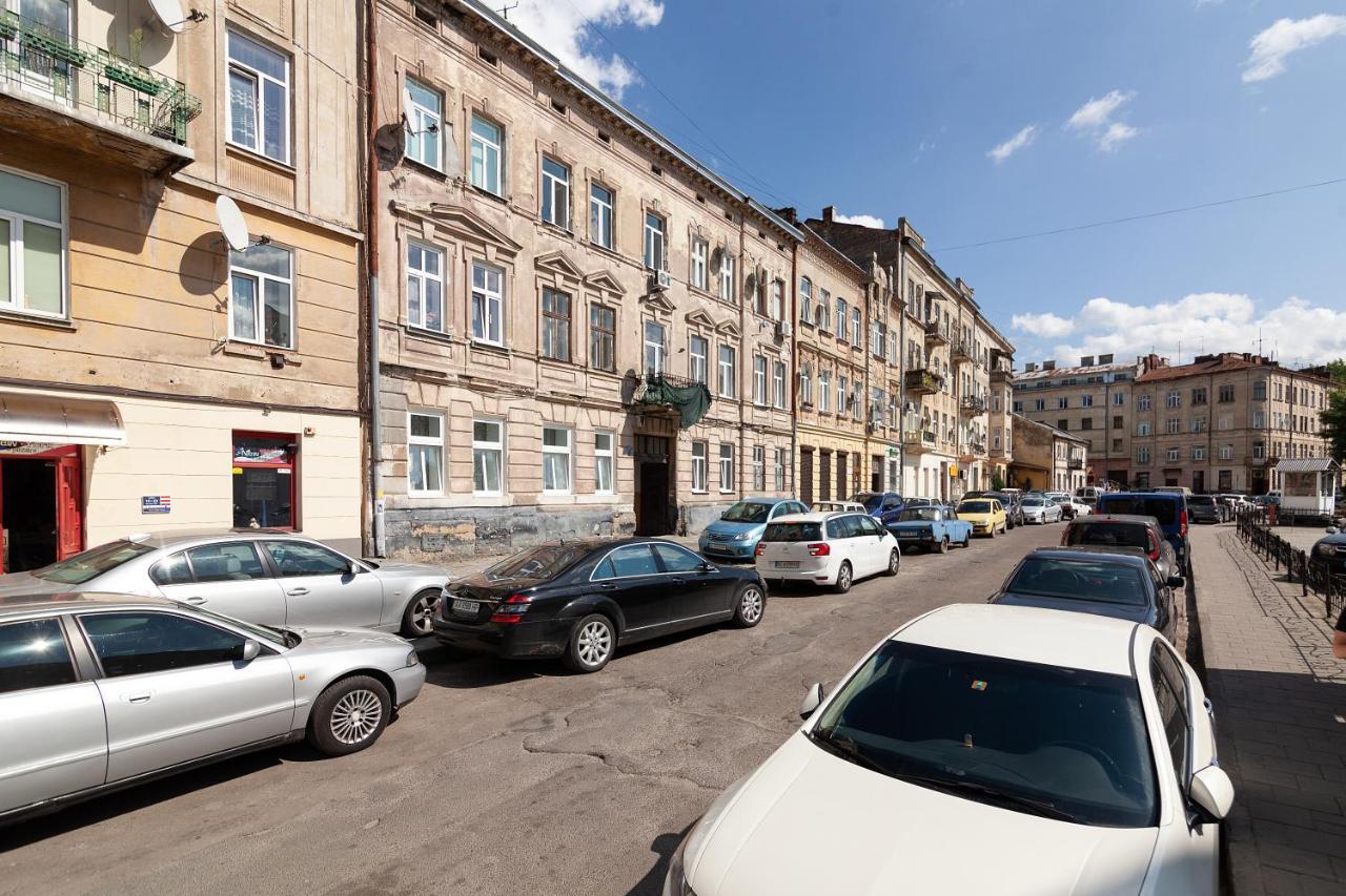 Avangard Saint Teodora III Apart Liov Exterior foto